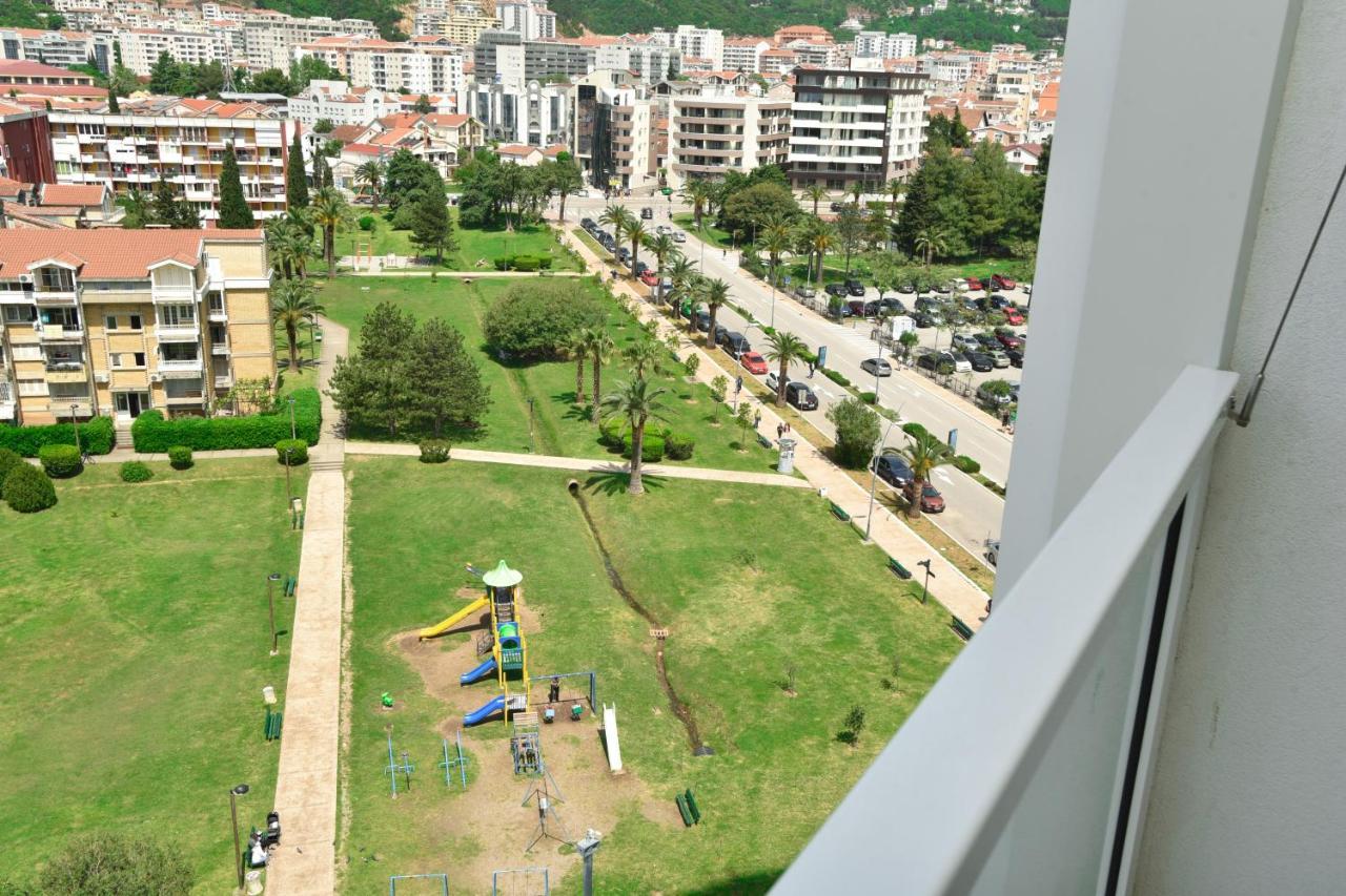 Apartments Menuet Budva Buitenkant foto