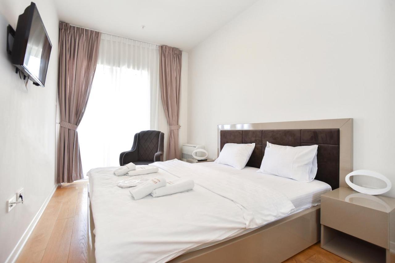 Apartments Menuet Budva Buitenkant foto