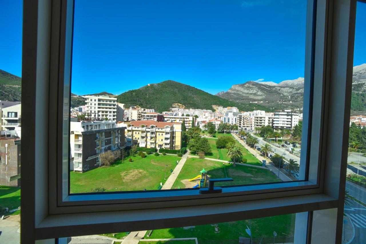 Apartments Menuet Budva Buitenkant foto