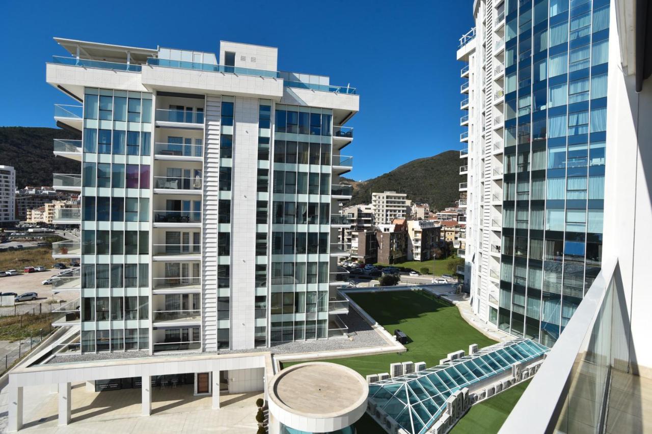 Apartments Menuet Budva Buitenkant foto