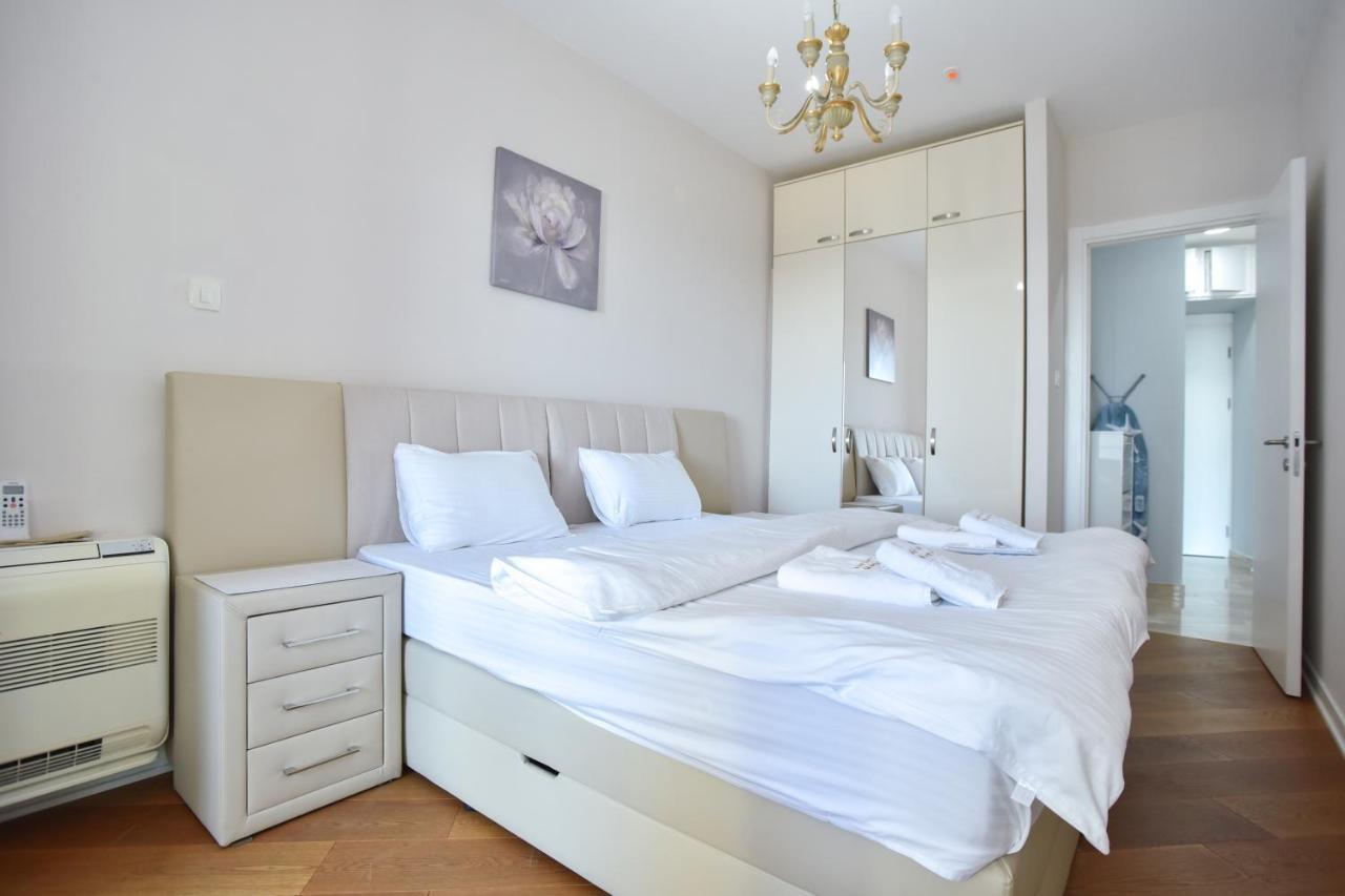 Apartments Menuet Budva Buitenkant foto